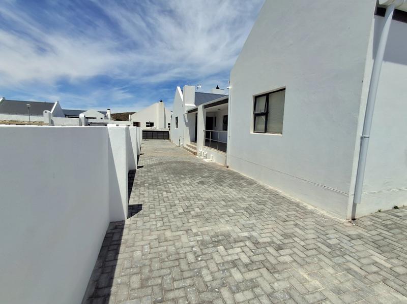 4 Bedroom Property for Sale in Harbour Lights Western Cape